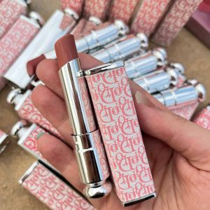 رژلب دانشجویی